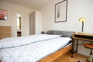 Helle und schöne 2 Zi Wohnung mit Balkon in  Prenzlauer Berg