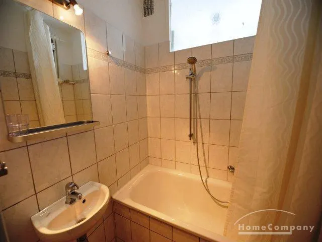 Schicke 1 Zimmer Wohnung in Berlin Wilmersdorf, möbliert - Photo 4