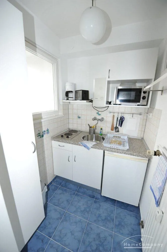 Moderne 1 Zimmer Wohnung in Berlin Wilmersdorf, möbliert - Photo 2