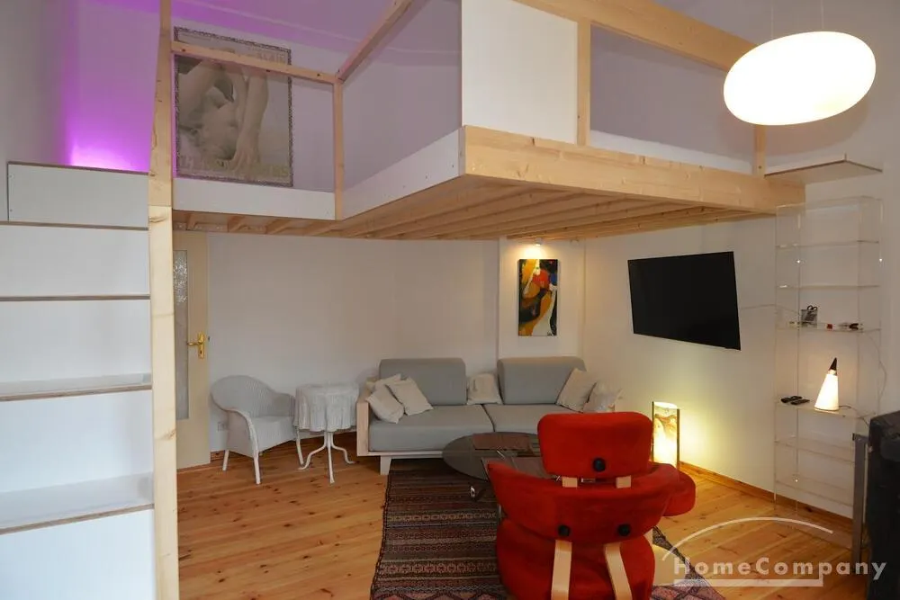 Gemütliche Ein-Zimmer Altbauwohnung mit Balkon in Berlin Mitte, Nähe Oranienburger Tor, möbliert - Foto 2