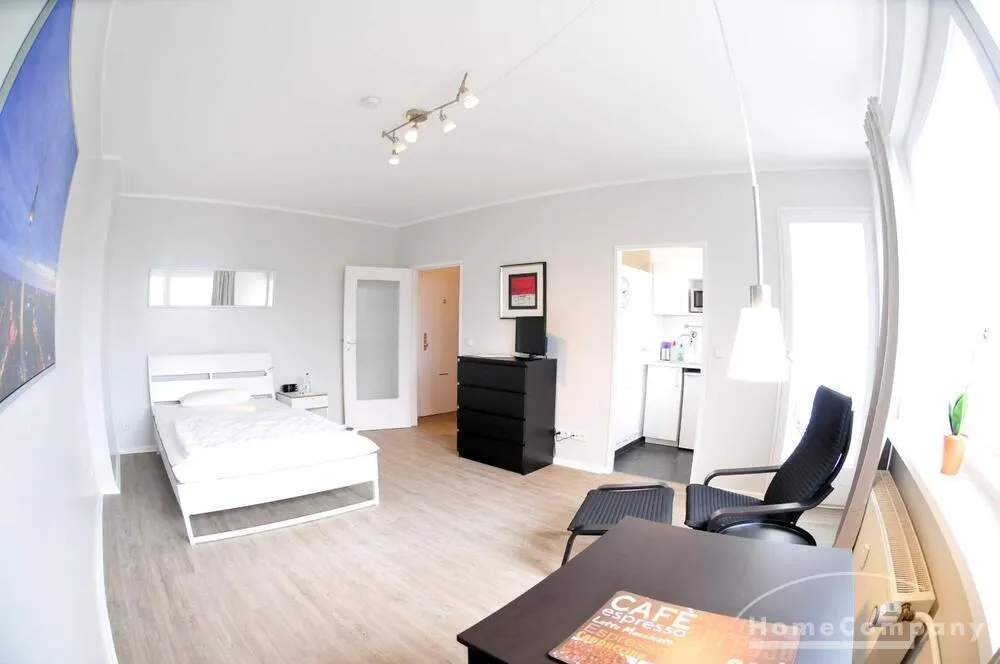 Schicke 1-Zimmer-Wohnung mit Balkon, Nähe KaDeWe, Berlin, möbliert - Photo 4