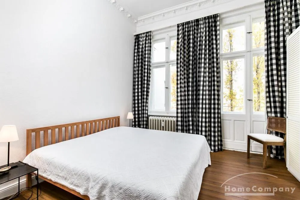 Große und helle 3 Zimmer Altbauwohnung in Berlin Wilmersdorf, möbliert - Foto 3