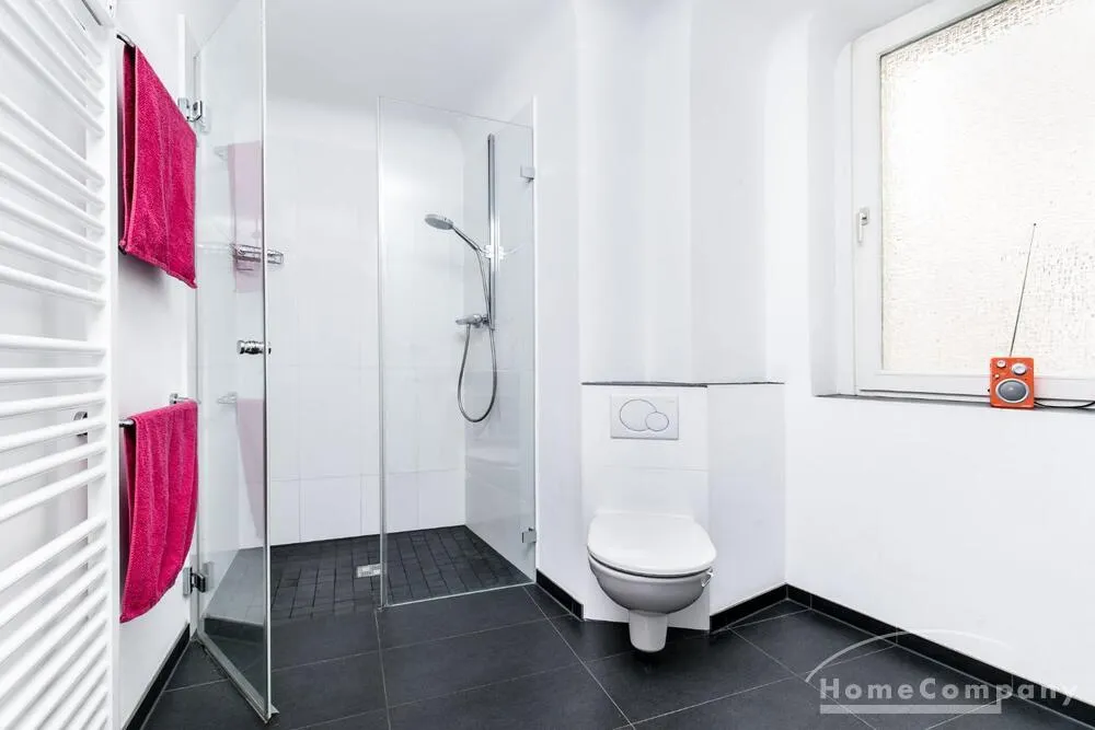 Große und helle 3 Zimmer Altbauwohnung in Berlin Wilmersdorf, möbliert - Foto 5
