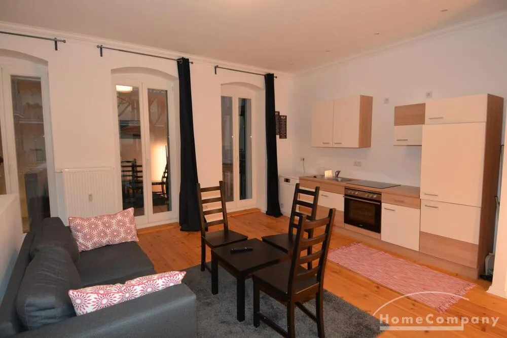 Möblierte 2-Zimmerwohnung in Friedrichshain, 2 Balkone - Photo 3