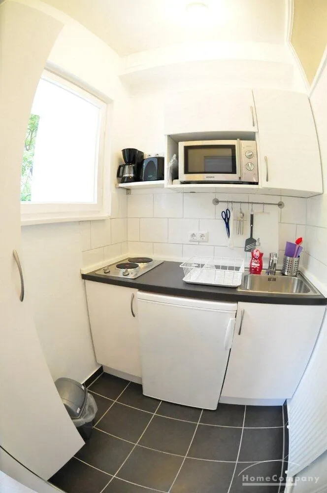 Schicke 1-Zimmer-Wohnung mit Balkon in Berlin, möbliert - Photo 4