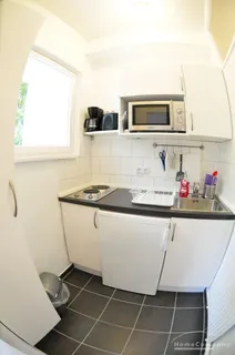 Schicke 1-Zimmer-Wohnung mit Balkon in Berlin, möbliert