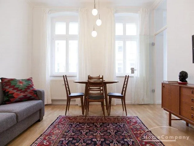 Moderne 2-Zimmer-Altbauwohnung in Berlin Mitte, möbliert - Photo 5