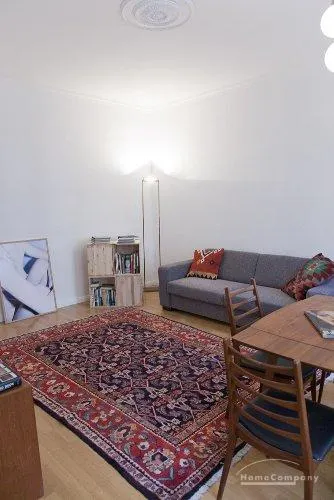 Moderne 2-Zimmer-Altbauwohnung in Berlin Mitte, möbliert - Photo 3