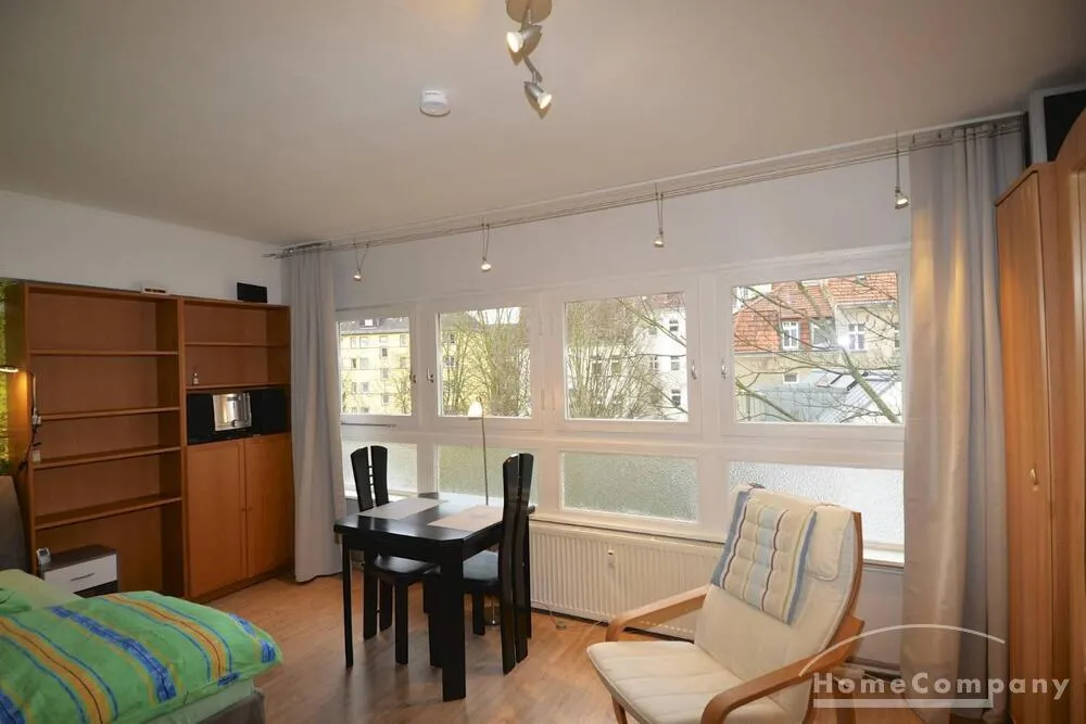 Ruhige, helle 1-Zimmer-Wohnung in Berlin Steglitz, möbliert - Foto 1