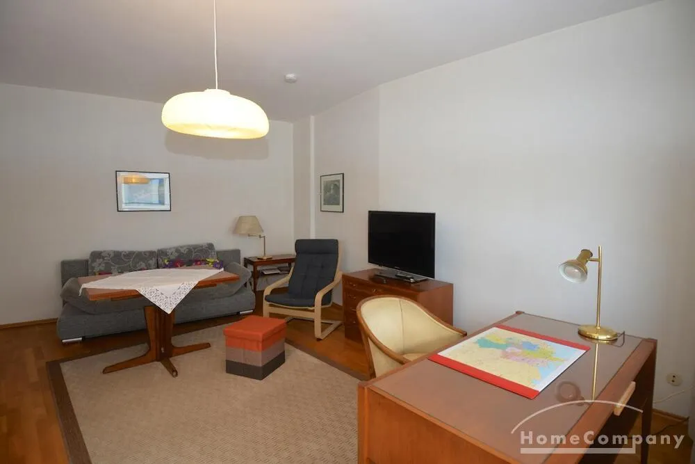 Helle, möblierte 2-Zimmer-Wohnung am Olivaer Platz, Berlin-Charlottenburg - Foto 1