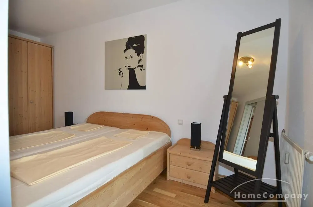 Renovierte, möblierte Zwei-Zimmer-Wohnung, Berlin Mitte mit PKW-Stellplatz - Foto 5
