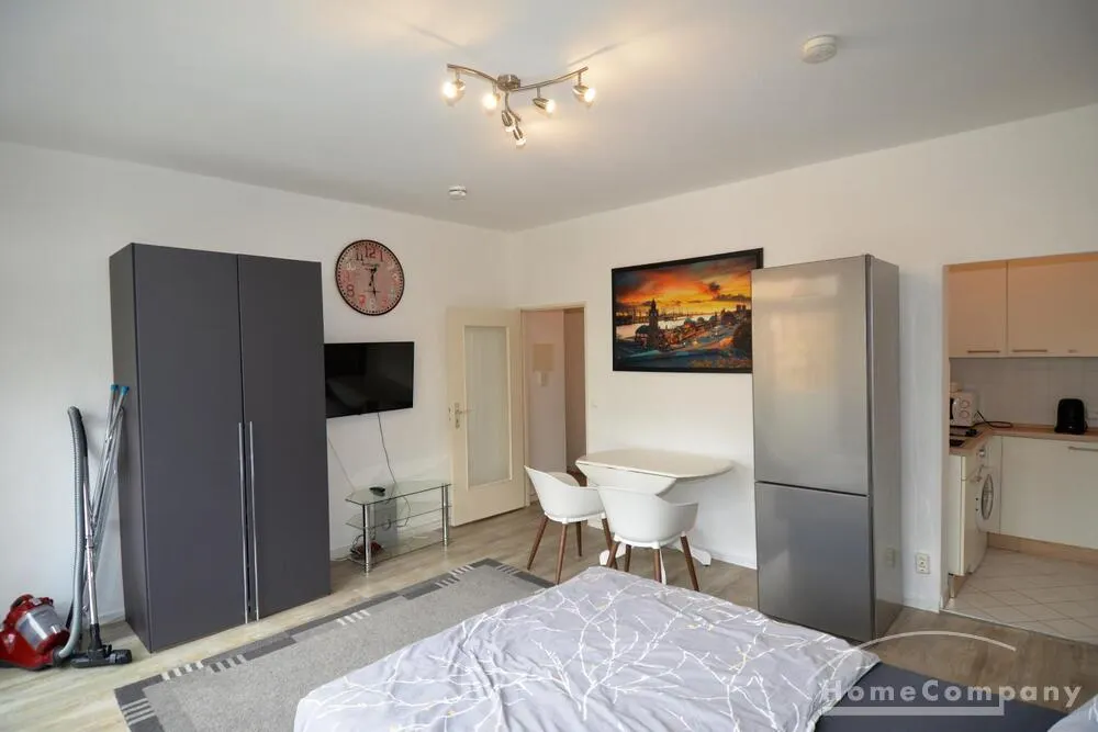 Charmante 1-Zimmer-Wohnung in Charlottenburg, Berlin - Photo 2