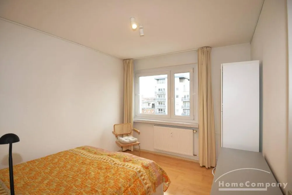Voll möblierte Drei-Zimmer-Wohnung in saniertem Altbau, Berlin Friedrichshain - Foto 4