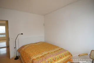 Voll möblierte Drei-Zimmer-Wohnung in saniertem Altbau, Berlin Friedrichshain