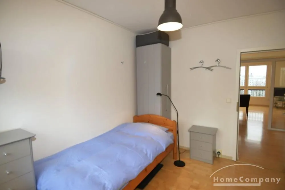 Voll möblierte Drei-Zimmer-Wohnung in saniertem Altbau, Berlin Friedrichshain - Foto 5