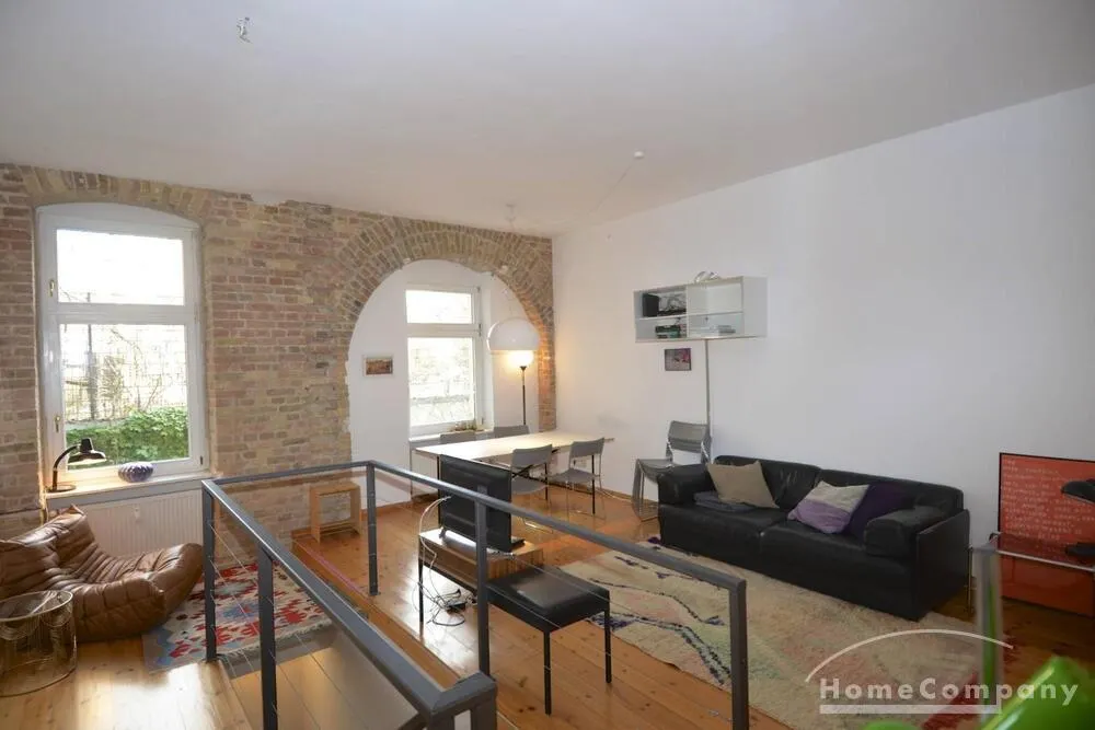 Wunderschöne und charmante 2,5-Zimmer-Wohnung in Prenzlauer Berg, möbliert - Photo 1