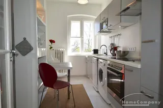 Schöne Zwei-Zimmer_Wohnung in Friedenau, Berlin, möbliert