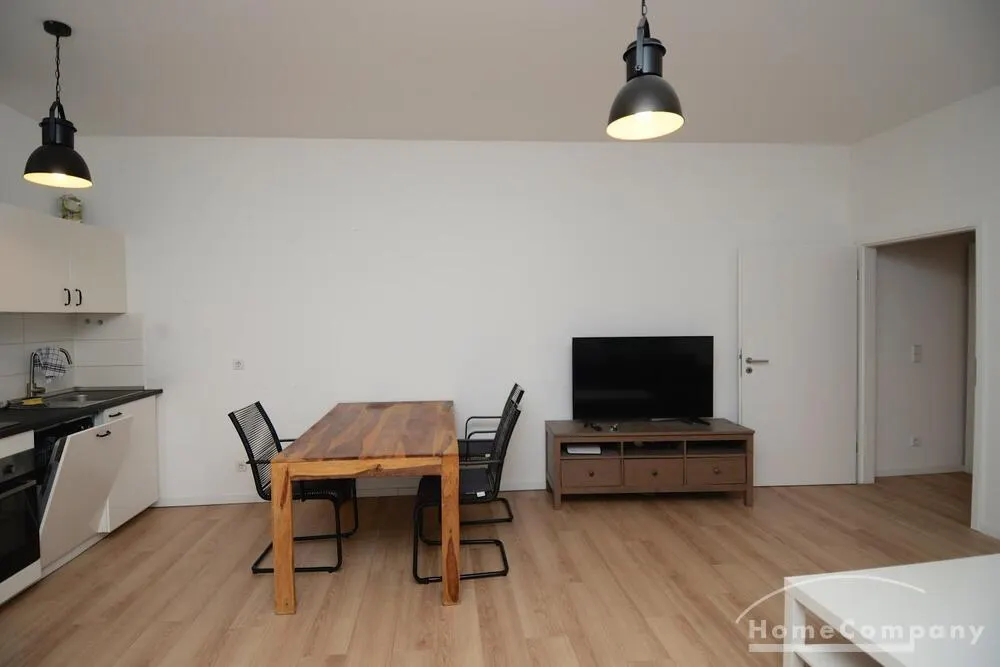 Charmant geschnitte 2-Zimmer-Wohnung in Friedrichshain, möbliert - Photo 2