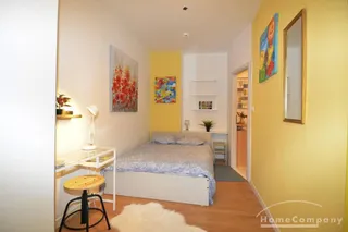Renovierte 2-Zimmer-Wohnung in Charlottenburg, Berlin, möbliert