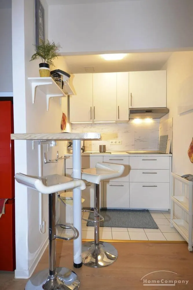 Renovierte 2-Zimmer-Wohnung in Charlottenburg, Berlin, möbliert - Photo 5