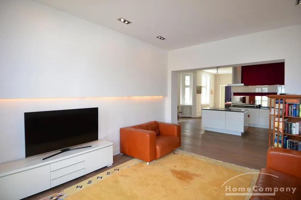 Wunderschöne 5-Zimmer-Wohnung in zentraler Lage, Charlottenburg, möbliert - Photo 1