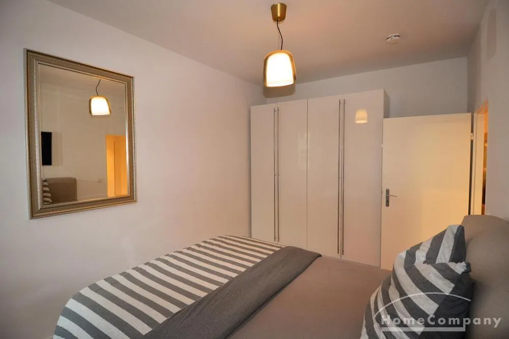 Sehr ruhige und schöne 2 Zi Wohnung. - Foto 5