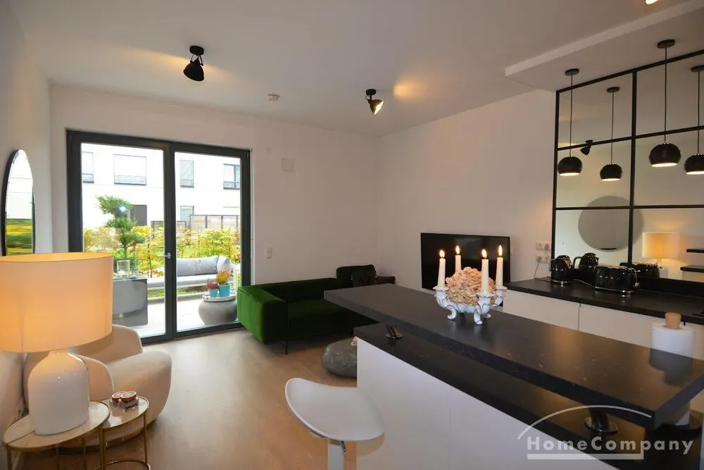Luxuriöse, möblierte Wohnung in Schmargendorf mit großer Terrasse - Photo 1