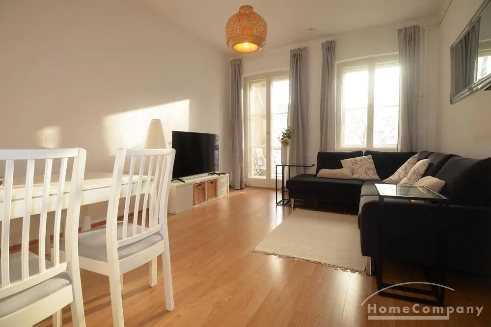 Helle und freundliche 2-Zimmer-Wohnung in Zehlendorf, möbliert - Photo 3