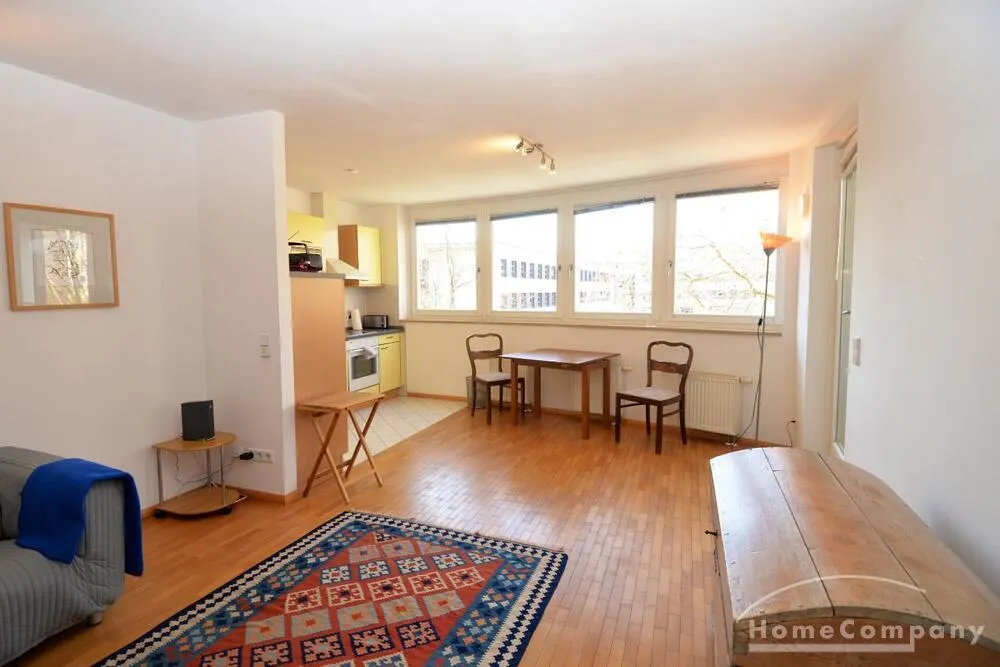 Helle & Gemütliche 2-Zimmer-Wohnung in Wilmersdorf – Voll Möbliert - Photo 1