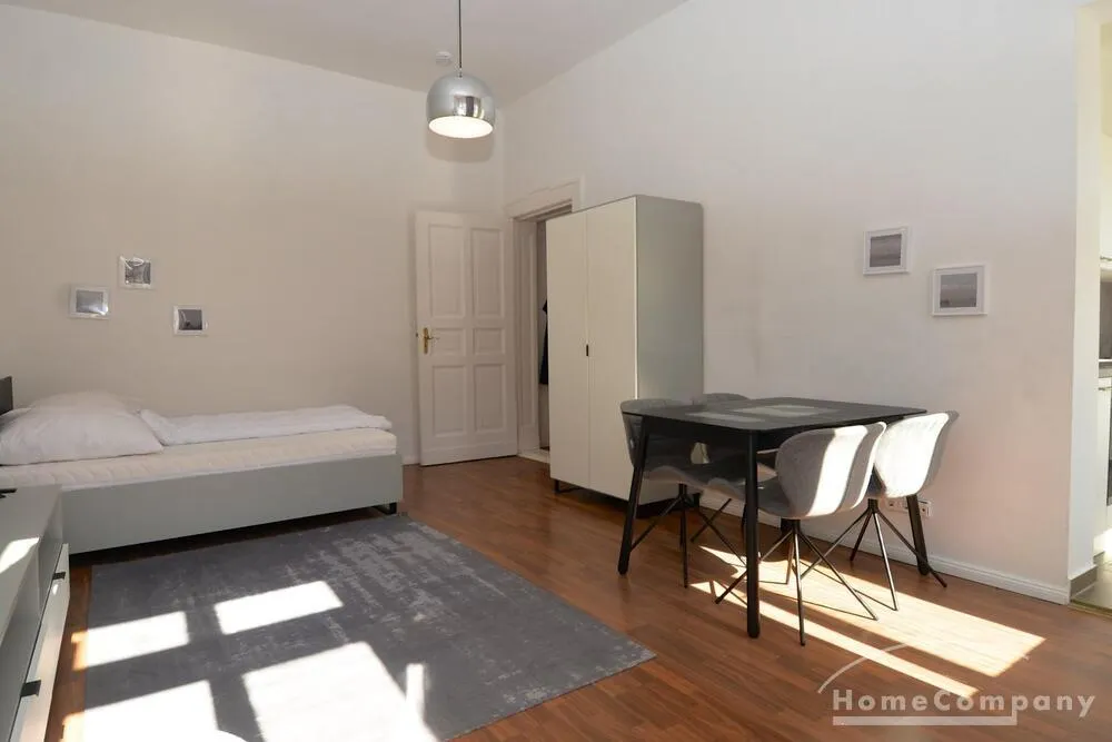 Helle 1-Zi. Wohnung in Friedrichshain,möbliert, Balkon - Foto 1