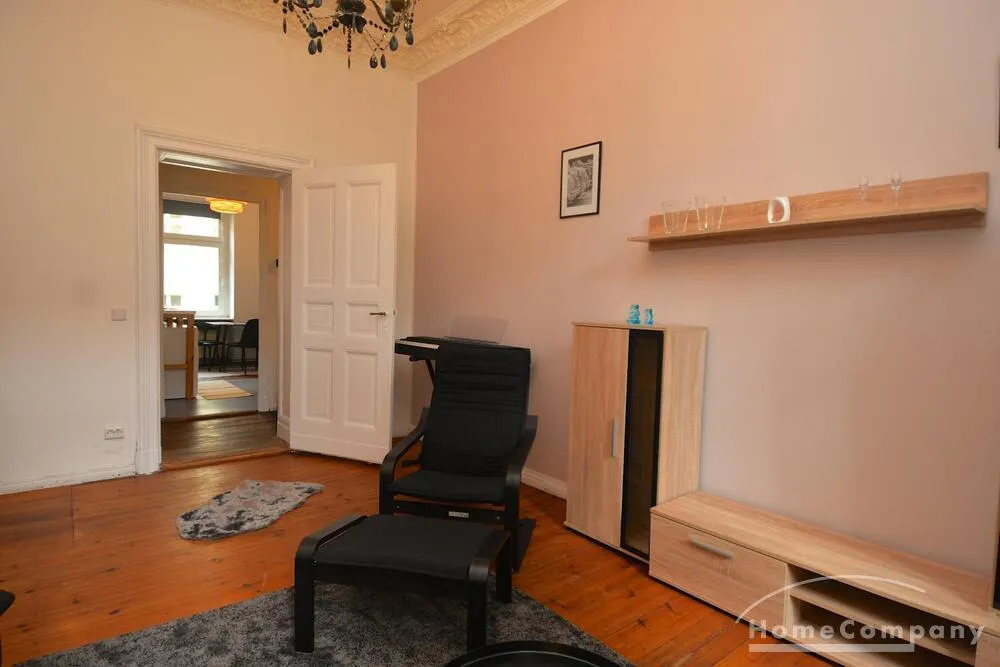 Dreizimmerwohnung in Prenzlauer Berg mit Balkon - Photo 1