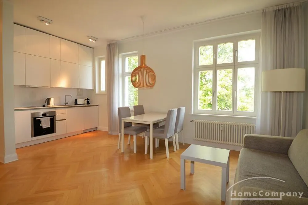 Sehr 2 Zi schöne Wohnung nähe Hauptbahnhof - Photo 2