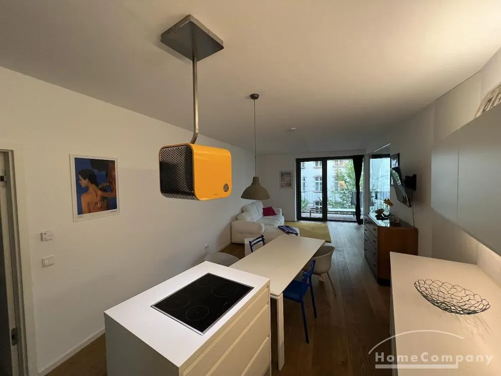 Helle, möblierte 3-Zimmer-Wohnung mit zwei Balkonen im Herzen von Berlin-Mitte - Photo 1