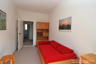 Helle und möblierte 3-Zimmer-Wohnung in Charlottenburg