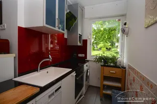 Charmante möblierte 3-Zimmer-Wohnung mit Balkon in Berlin-Tiergarten
