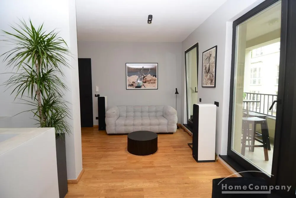 Hochwertig möbliertes Townhouse in Mitte - Foto 2