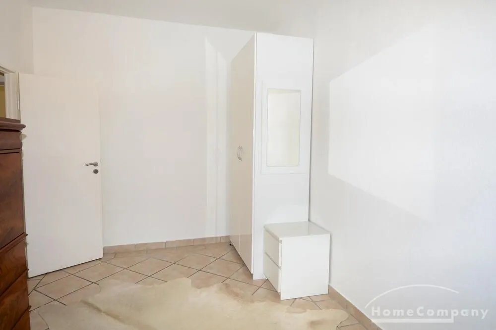 Vollständig möblierte 3,5-Zimmer-Wohnung mit 2 Balkonen und Stellplatz in Berlin-Zehlendorf - Foto 5