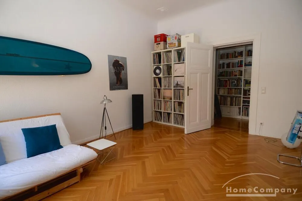Große 2-Zimmer-Wohnung in Charlottenburg, möbliert - Photo 2