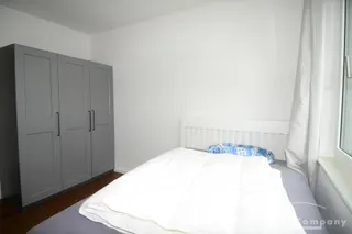 Exklusive, voll möblierte 4-Zimmer-Neubauwohnung mit Terrasse und Golfplatzblick in Berlin-Kladow