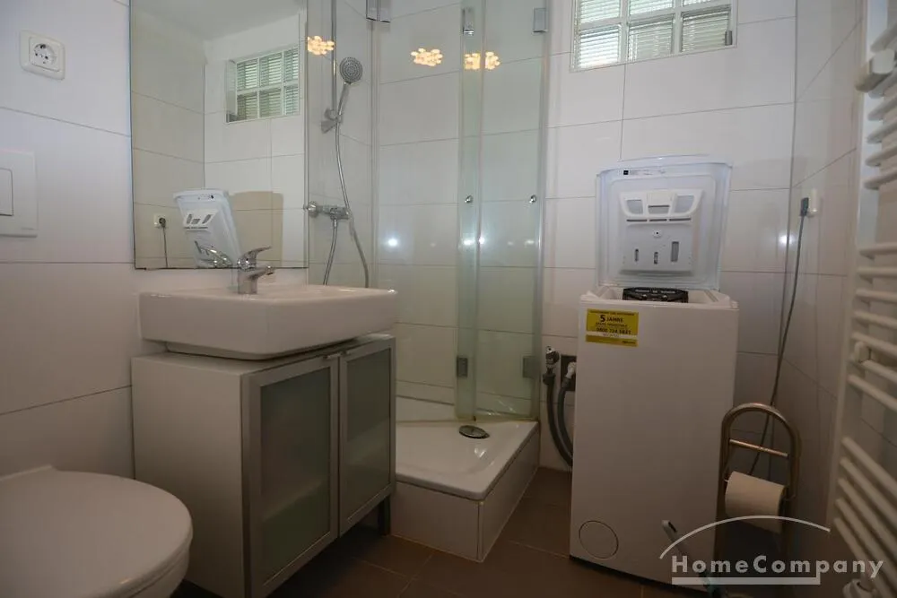 Ein-Zimmer-Wohnung in Moabit. Vollständig möbliert. - Photo 5