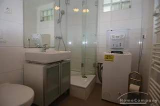 Ein-Zimmer-Wohnung in Moabit. Vollständig möbliert.