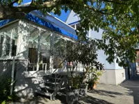 Rückseite mit Wintergarten