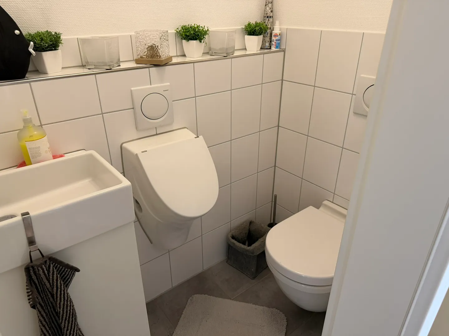 Moderne 4-Zimmer-Wohnung mit traumhaftem Ausblick vom Balkon in Eggenstein-Leopoldshafen - Photo 4