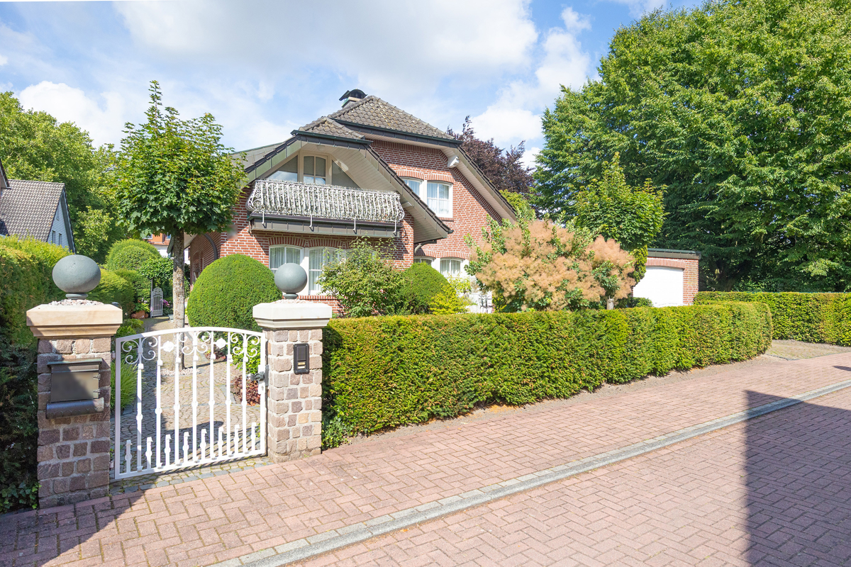 Straßenansicht des Hauses