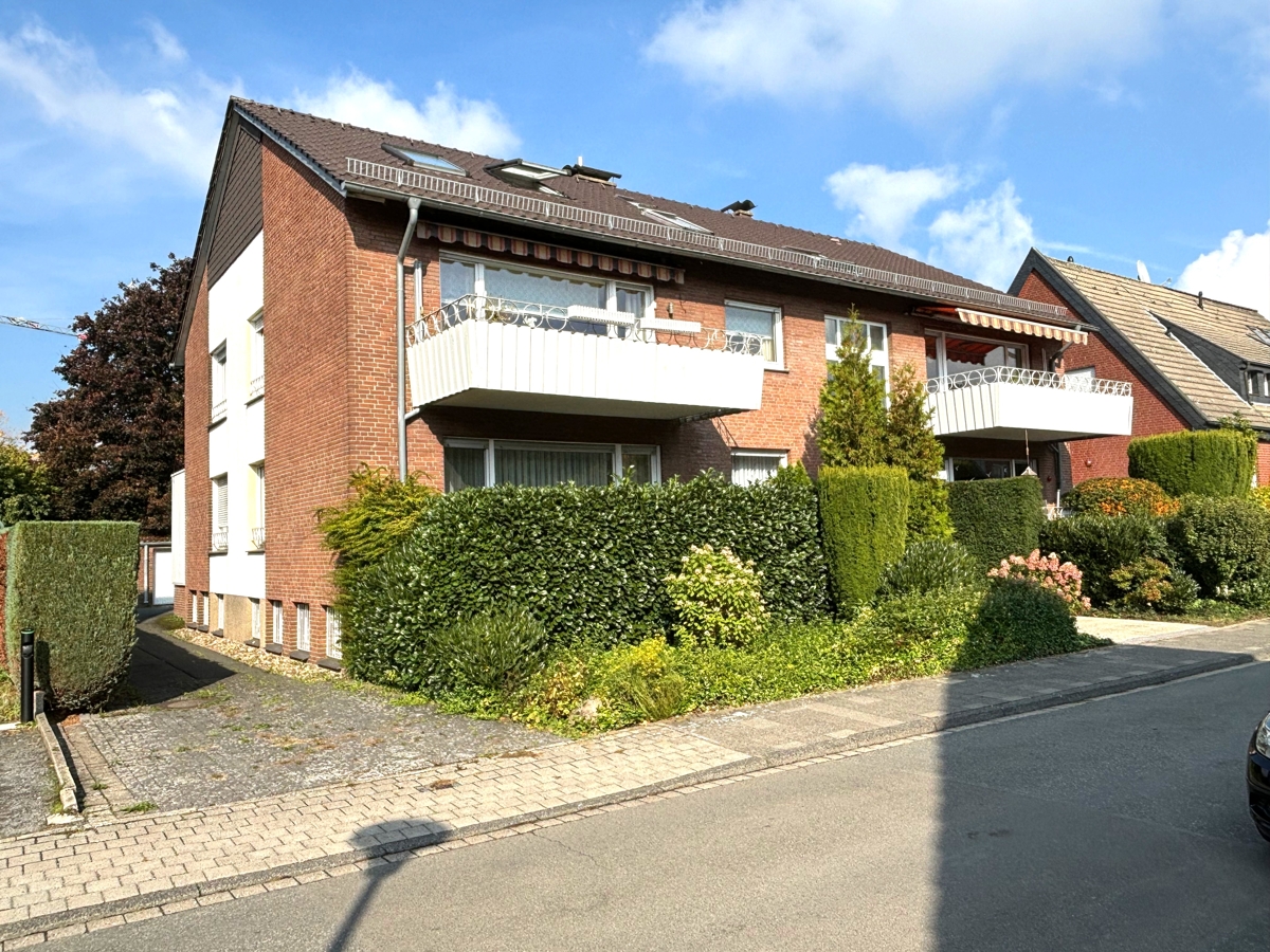 Straßenansicht