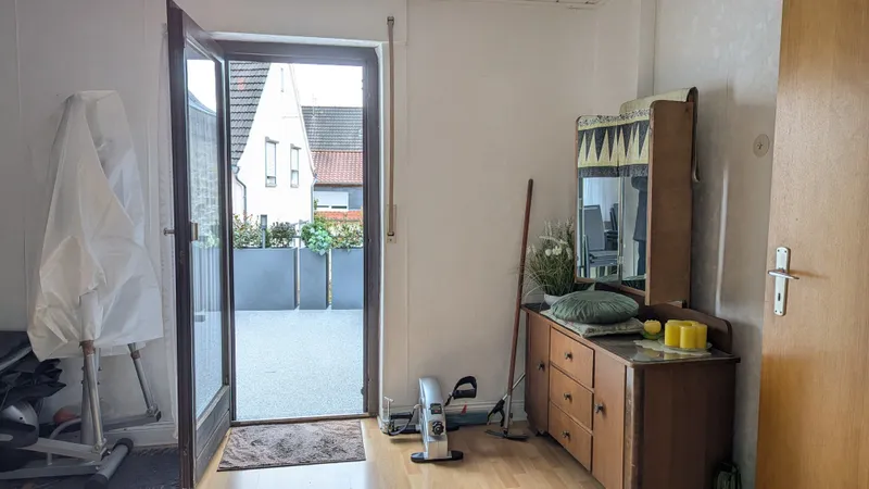 PXL_20251017_122205032_copy_2016x1134