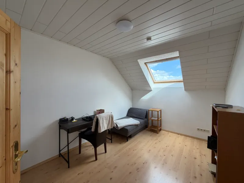 Schlafzimmer III