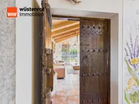 Durchgang Esszimmer zum Wohnzimmer Chin. Holztür