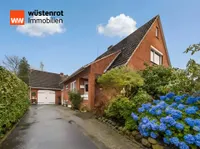 Vorderansicht von links