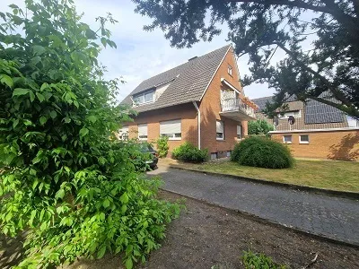 Solides Zweifamilienhaus /zentrale Wohnlage / vermietet!